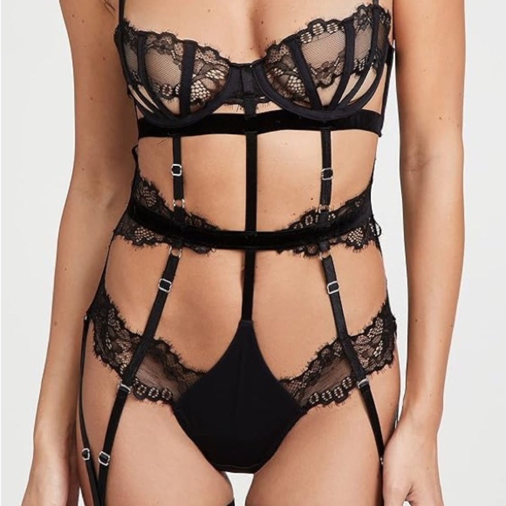 Thistle and Spire Women's Sidney Thong Teddy